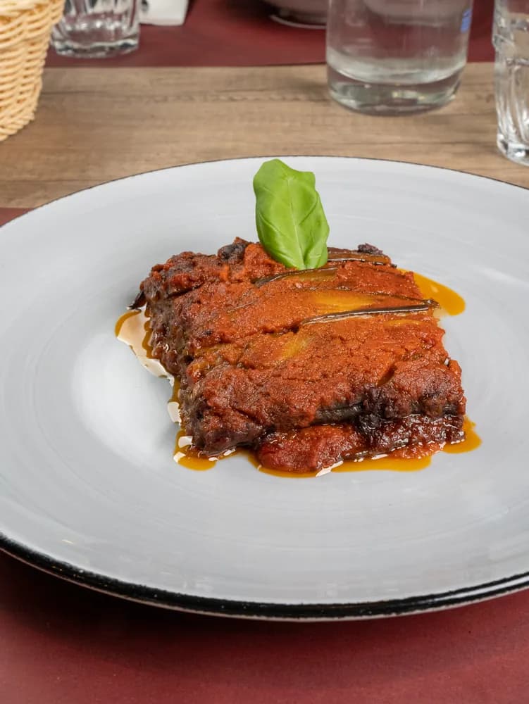 Pizza vegana napoletana servita da EVO50